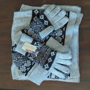 🧣Charlie Paige Toque Gloves and scarf set